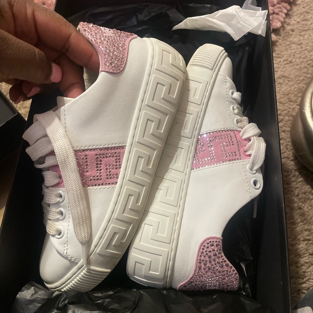 Versace Girls Sneakers - Picture 3 of 5
